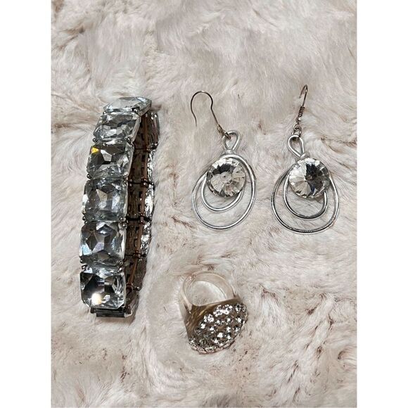 Rhinestone Jewelry Set with Stretchy Bracelet, Earrings and Ring - Picture 2 of 3